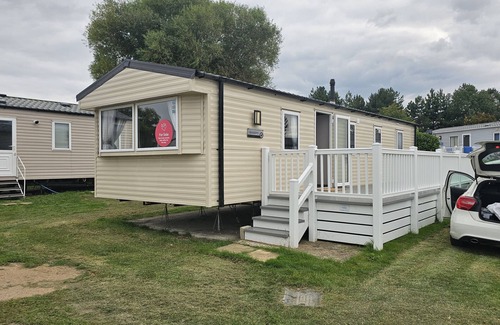 Allhallows House | 3 bed caravan on Haven All Hallows ( Kent Coast )