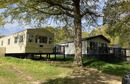 Cowes Cabin | 3 Bed Caravan Sea Views Discounted Ferry