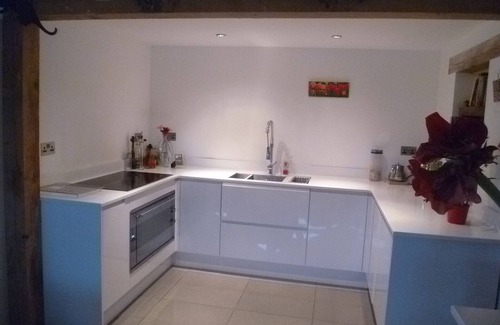 Haslemere House | 3 BED (Ensuite) Self Catering Contemporary Oak Framed in Rural Countryside