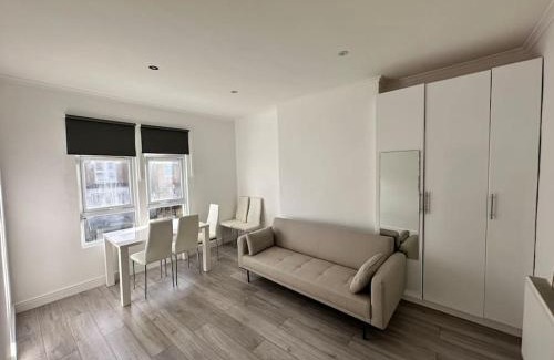 Harringay Apartment | 3 bed Hackney/Harringay Flat