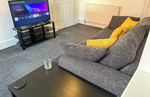 Crewe House | 3 Bed House At 8 Nantwich Road