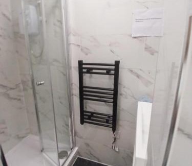 Marlborough Apartment | 3 bed house in Harrow London
