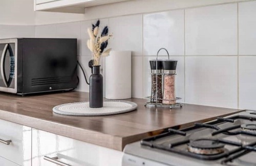 Grays House | 3-Bed House Near Lakeside Mall | Free Parkingnnnnnnnnnnnnnnnnnnnnn