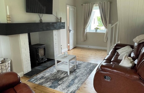 Belturbet House | 3 bed house on the banks of the River Erne and just outside Belturbet town