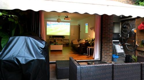 Hoxton Villa | 3-Bed House with Amazing Garden