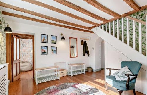 Inchbrook House | 3 Bed in Amberley 89898
