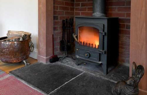 Annan House | 3 Bed in Annan 75355