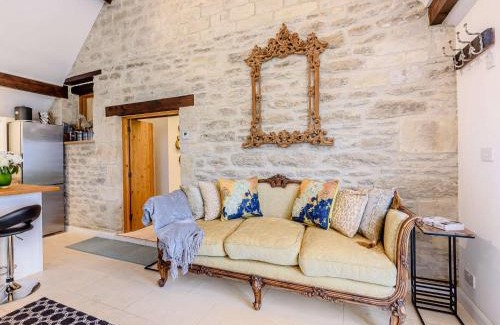 Chippenham House | 3 Bed in Chippenham 77334