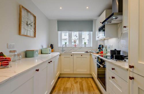 West Lulworth House | 3 Bed in Lulworth Cove 91200