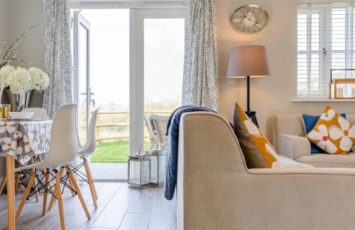 Denstone House | 3 Bed in Marston Montgomery 87450
