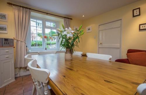 Holworth House | 3 Bed in Osmington DC053