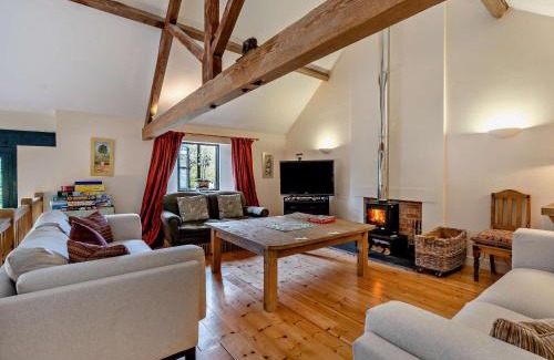 Sedgehill House | 3 Bed in Shaftesbury 95685