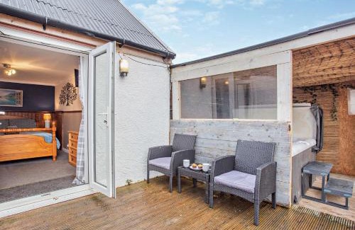 Stein House | 3 Bed in Waternish 93005