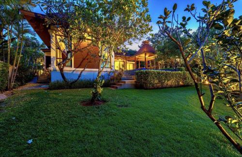 Pranburi Villa | 3 Bed Luxury Bali Style Villa Close To Beach PR6