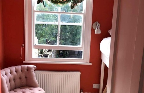 Elthorne House | 3 bed Victorian House in Hanwell