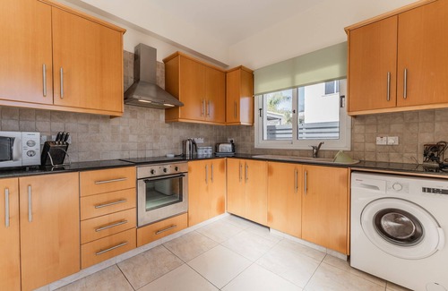Ayia Napa Villa | 3 Bed Villa Nr Nissi Beach & Sandy Bay. Private Pool, Sea Views, FREE WiFi/UK TV