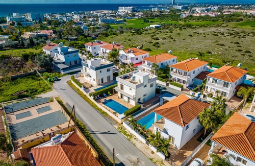 Ayia Napa Villa | 3 Bed Villa Nr Nissi Beach & Sandy Bay. Private Pool, Sea Views, FREE WiFi/UK TV