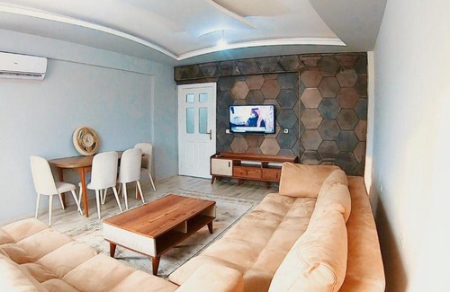 Lara Apartment | 3 bedhroom(200 square meters) near the beach