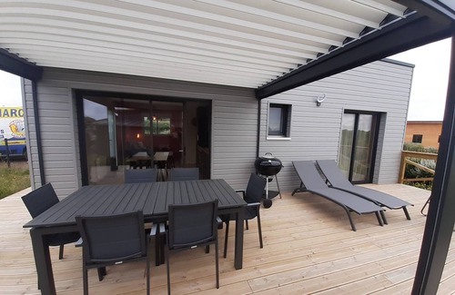 Les Moitiers-d'Allonne House | 3 bedroom private vacation home in les moitiers-d'allonne