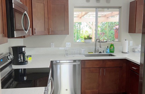 Keaau House | 3 bedroom 2 bath Orchid house in Paradise