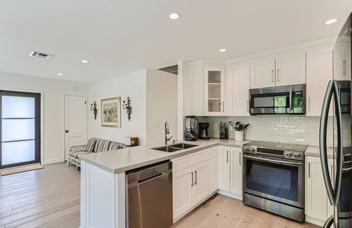 Southside House | 3 bedroom/2 bath pool home near Intracoastal Waterway