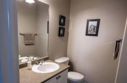 Grande Prairie House | 3 bedroom 2 bath air-conditioned house with garage