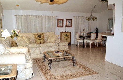 Sabal Harbour House | 3 Bedroom 2 Bath Home Between Anna Maria Island and Siesta Key