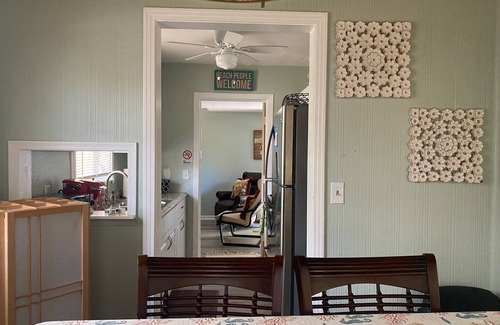 Lake Worth Corridor House | 3 BEDROOM 2 BATH HOUSE PLUS COTTAGE/Fenced Backyard/Patio/Grill/Firepit/Driveway