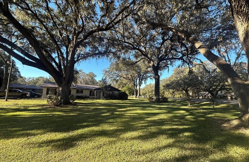 Lake City House | 3-bedroom 2 bath house with in ground pool