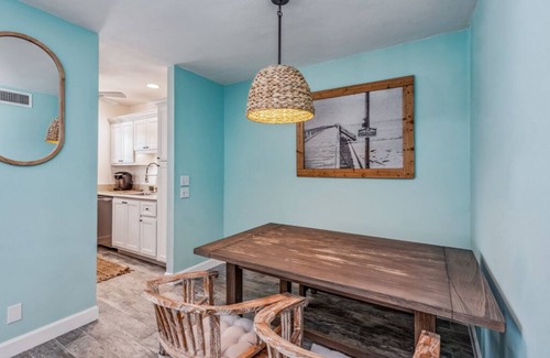 Redevelopment Area Condo | 3 Bedroom 2 Bathroom Condo In Naples With Great Amenities