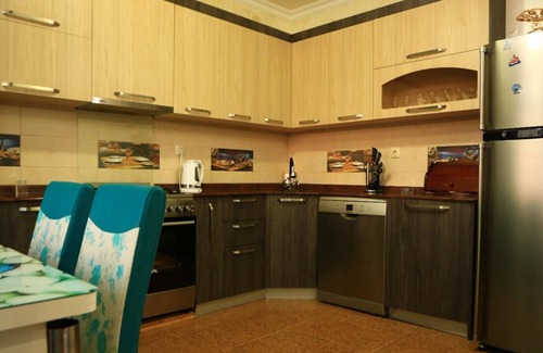 Batumi House | 3 Bedroom 2 bathroom House