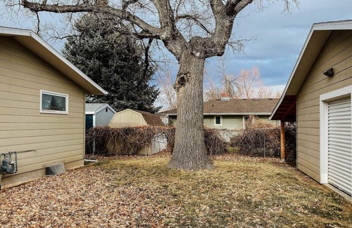 Spearfish House | 3 bedroom, 2 bathroom, Peaceful Family Home
