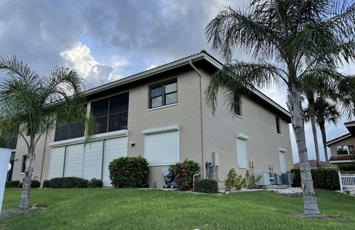 Punta Gorda Condo | 3 Bedroom 2nd story canal front condo across street from Fishermans Village