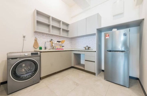 Medan Tuanku Apartment | 3 Bedroom 6-9ppl condo in KL