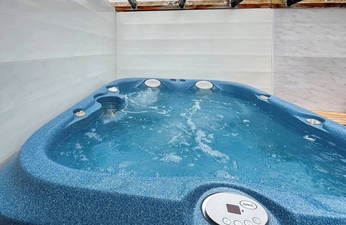 Llanerchymedd Cottage | 3 bedroom accommodation in LLANNERCH-Y-MEDD