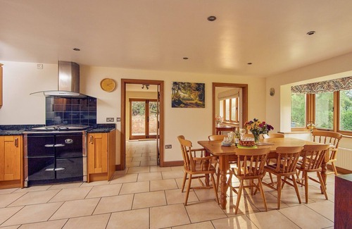 Picklescott Cottage | 3 bedroom accommodation in Betchcott, near Church Stretton