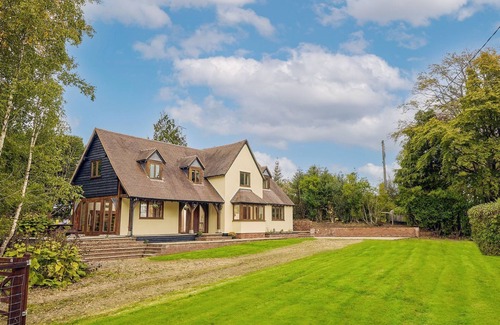 Picklescott Cottage | 3 bedroom accommodation in Betchcott, near Church Stretton
