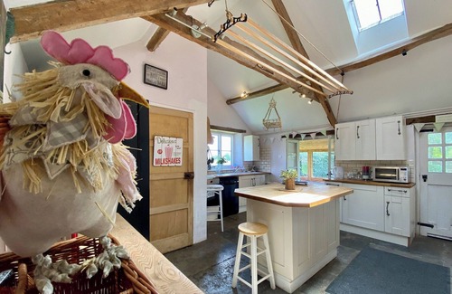Compton Martin Cottage | 3 bedroom accommodation in Winford, near Cheddar