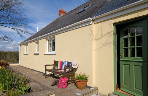 Haverfordwest Cottage | 3 bedroom accommodation in Llangwm, near Burton