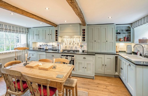 Pecket Well Cottage | 3 bedroom accommodation in Midgehole, Hebden Bridge