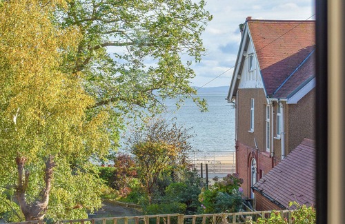 Rhos on Sea Cottage | 3 bedroom accommodation in Rhos on Sea