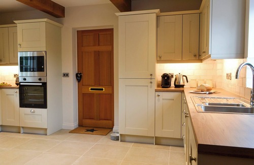 Storwood Cottage | 3 bedroom accommodation in Seaton Ross