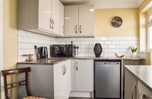 Burry Port Cottage | 3 bedroom accommodation in Burry Port