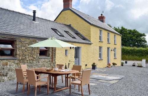 Llandissilio West Cottage | 3 bedroom accommodation in Llandissilio, near Narberth