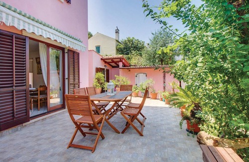 Veli Losinj House | 3 bedroom accommodation in Veli Losinj