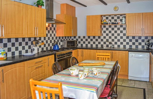 Poullaouen House | 3 bedroom accommodation in Poullaouen