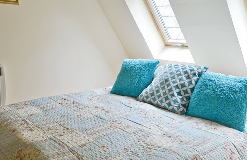 Pont-rug Cottage | 3 bedroom accommodation in Caeathro, Caernarfon