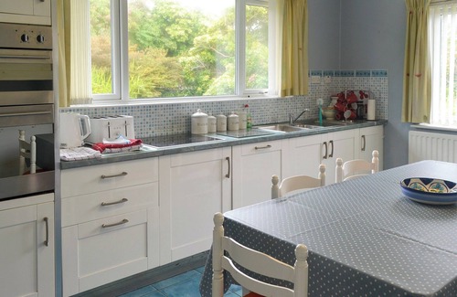 Criccieth Cottage | 3 bedroom accommodation in Criccieth, near Porthmadog