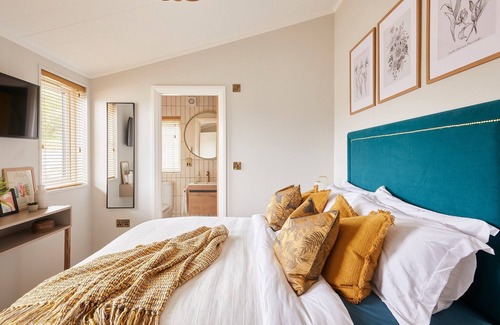Ellesmere Cabin | 3 bedroom accommodation in Ellesmere