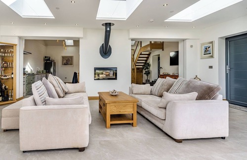 Pont Yates Cottage | 3 bedroom accommodation in Pontyates